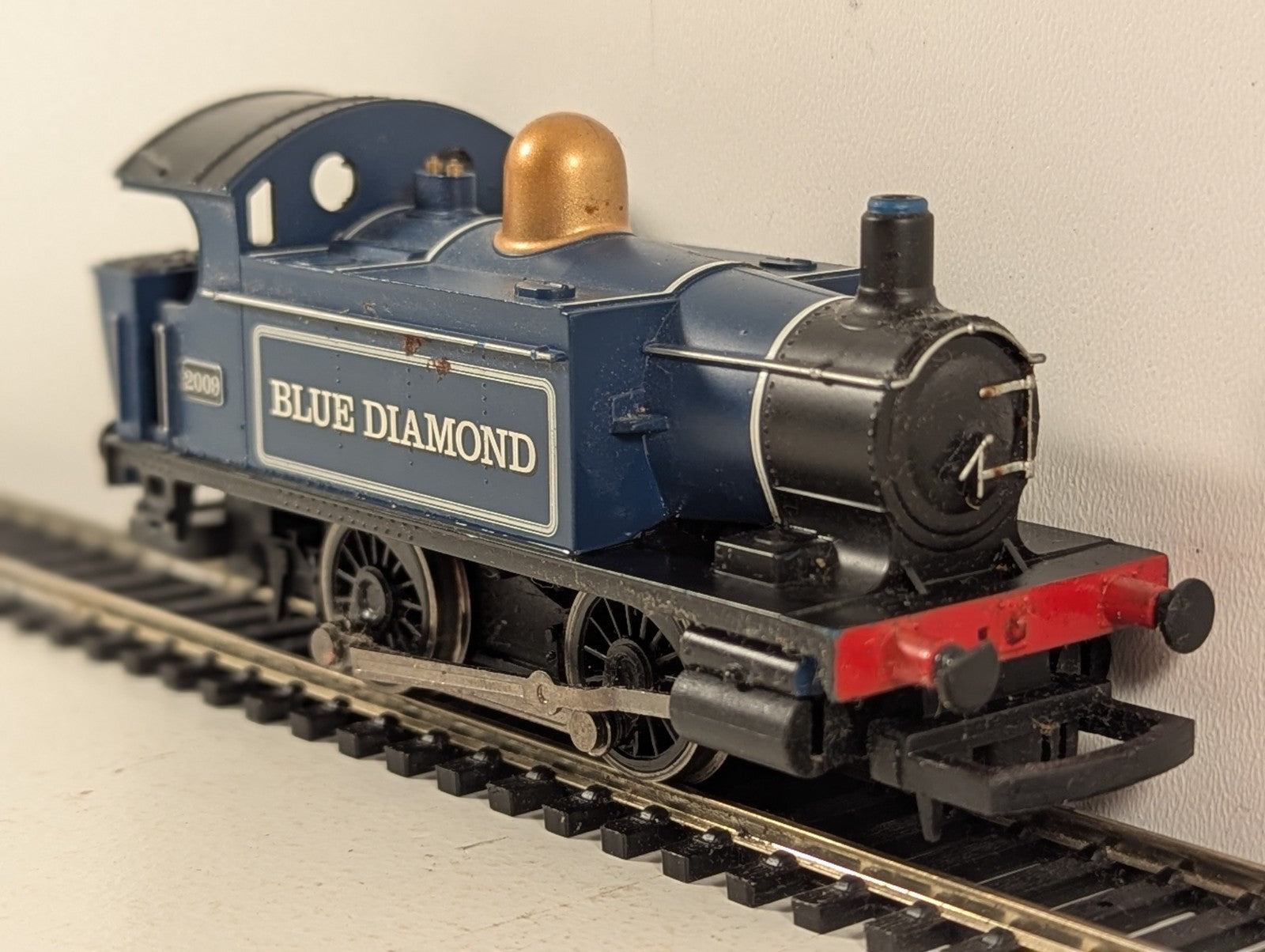 Hornby OO Gauge Blue Diamond 0-4-0 Steam Locomotive 2009