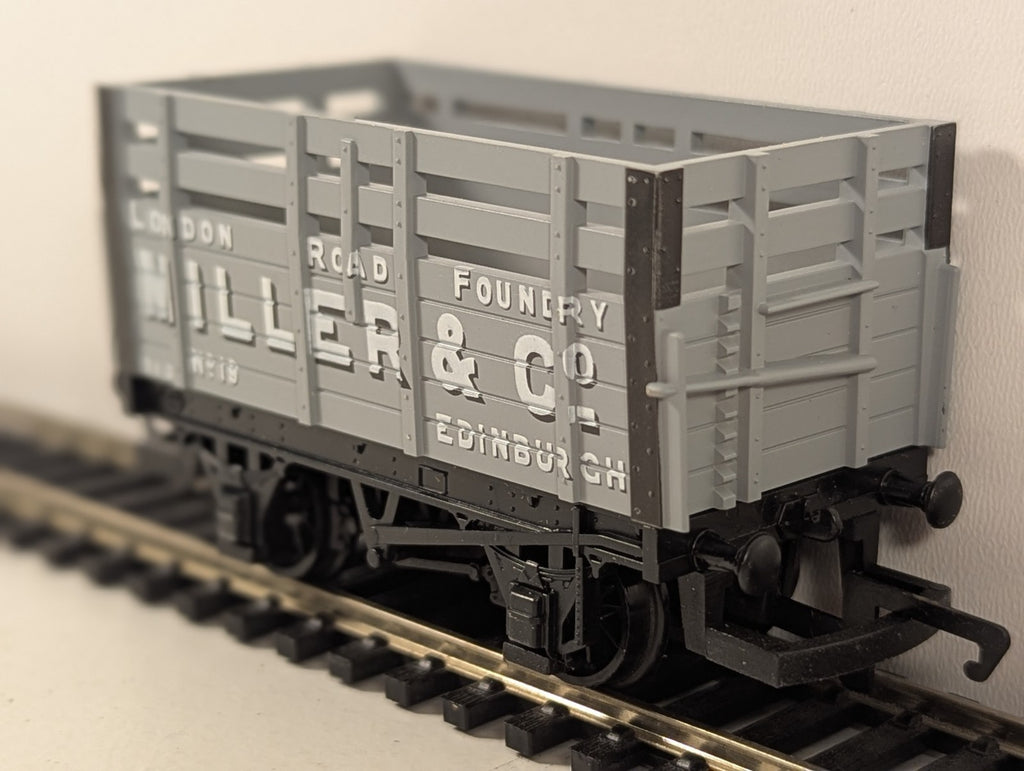 Hornby OO Gauge R6063 Miller & Co Coke Wagon 713