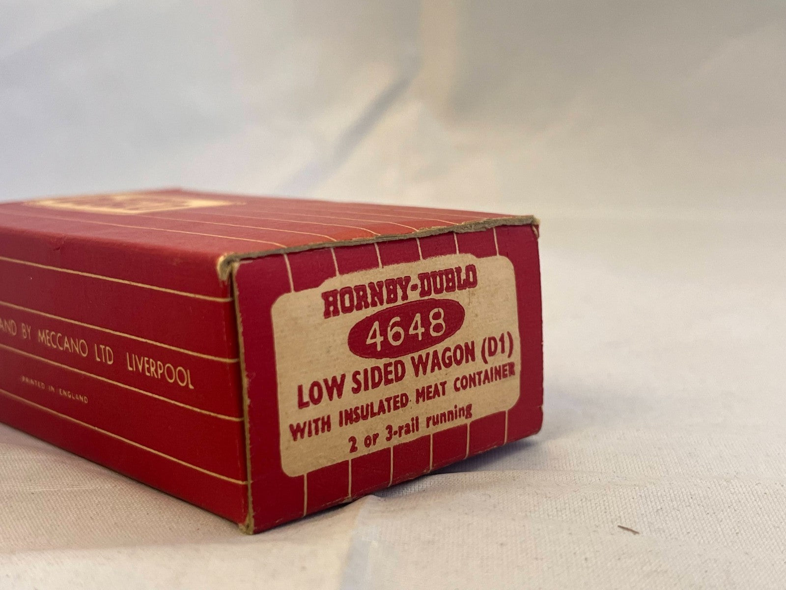Hornby Dublo OO Gauge Brown 8 Ton Cattle Wagon Boxed