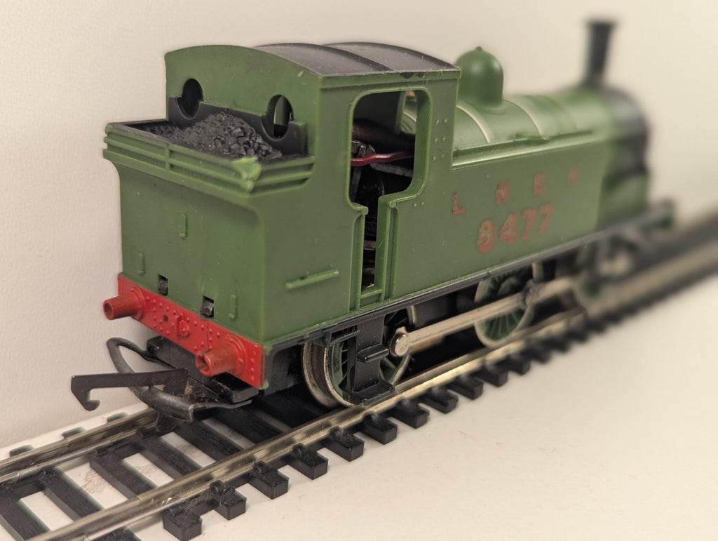 Hornby R252 OO LNER J83 8477 Tank Loco Spares