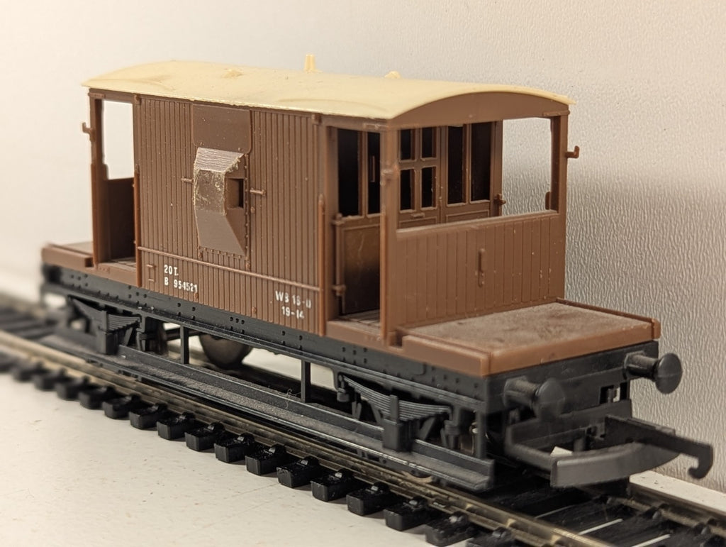 Lima OO Gauge BR 20 Ton Standard Brake Van B 954521 BR Brown