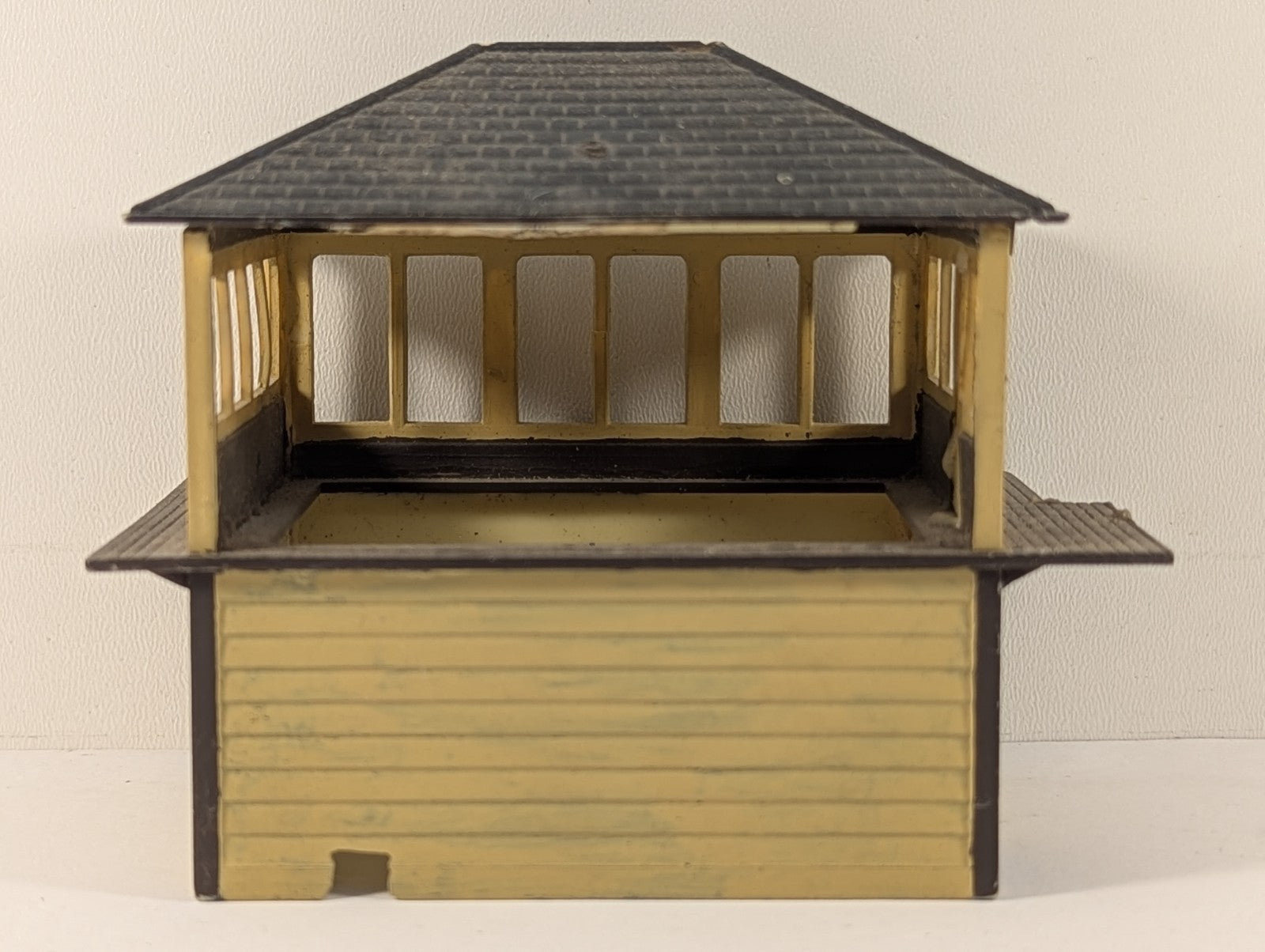 Hornby OO Gauge Settle & Carlisle Signal Box