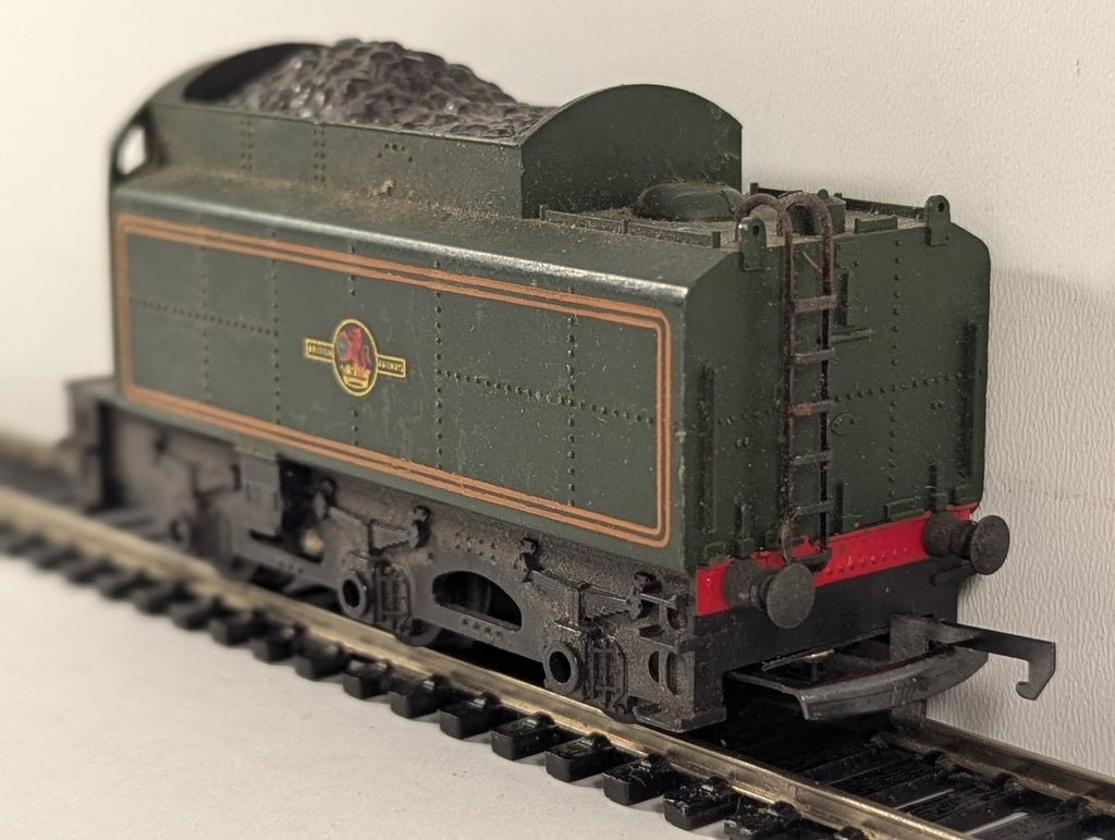 Tri-ang OO Gauge BR 6-Wheel Tender BR Green