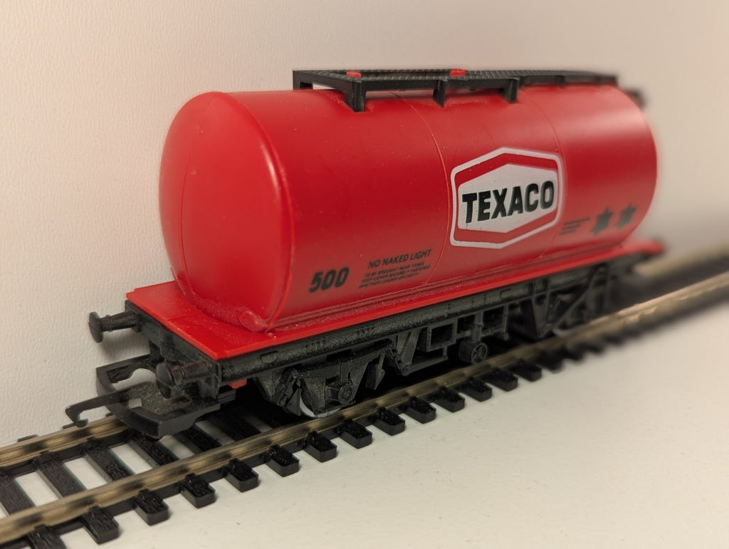 Hornby R231 OO Gauge Texaco Tank Wagon
