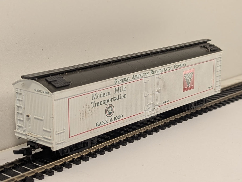 Athearn HO Gauge Modern Milk Transportation GARE M.1000 Refrigerator Wagon