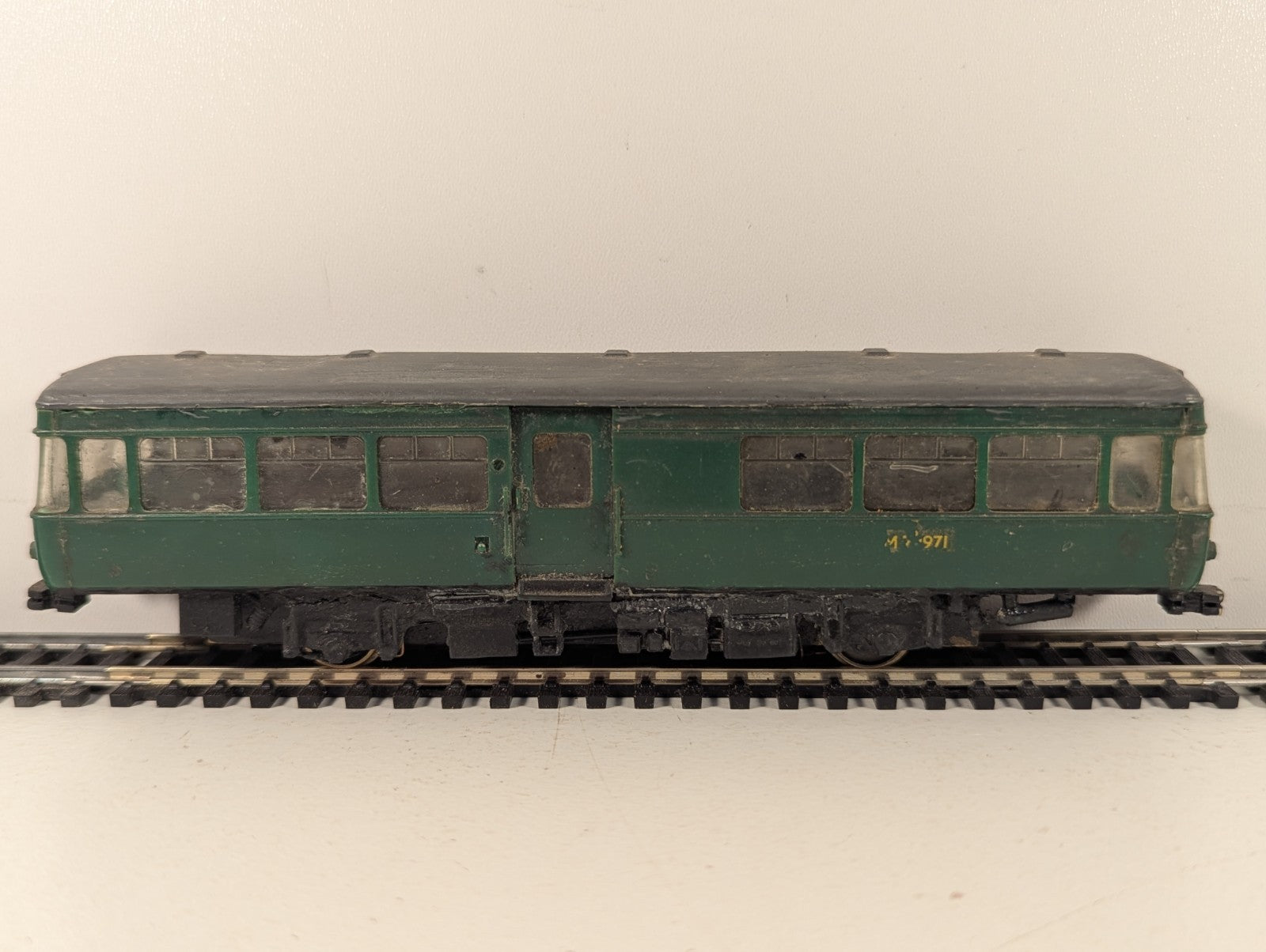 Kitbuilt OO Gauge BR Park Royal Railbus M79971 BR Green