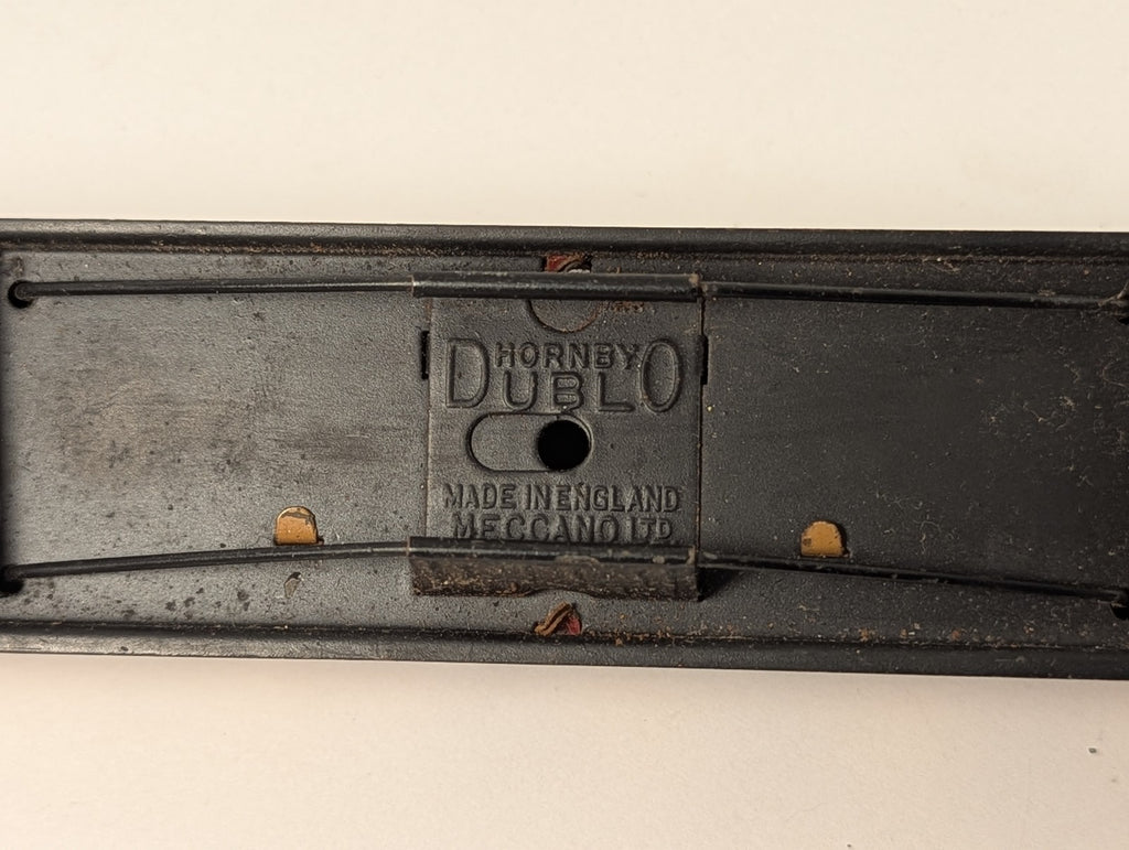 Hornby Dublo OO Gauge D12 Corridor Brake Third Coach 'The Talisman'