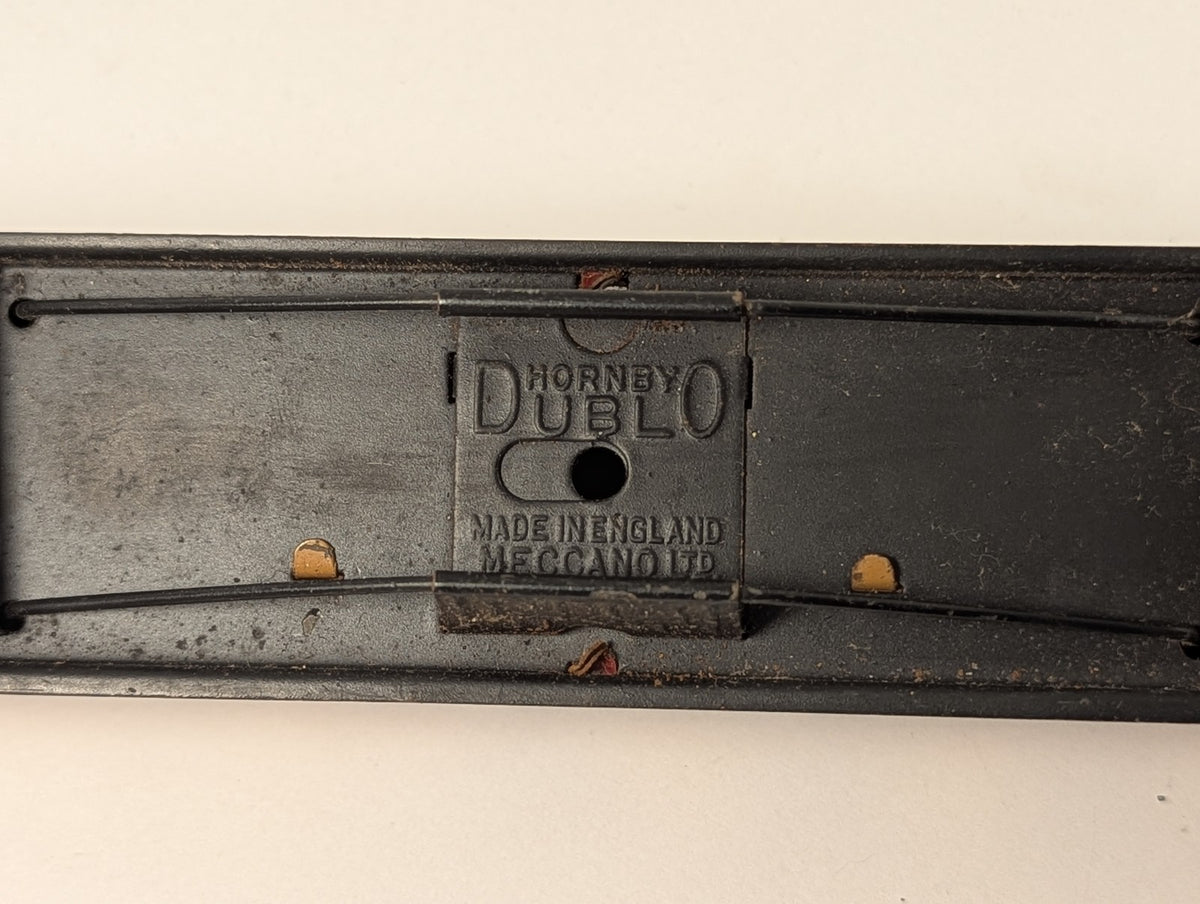 Hornby Dublo OO Gauge D12 Corridor Brake Third Coach 'The Talisman'