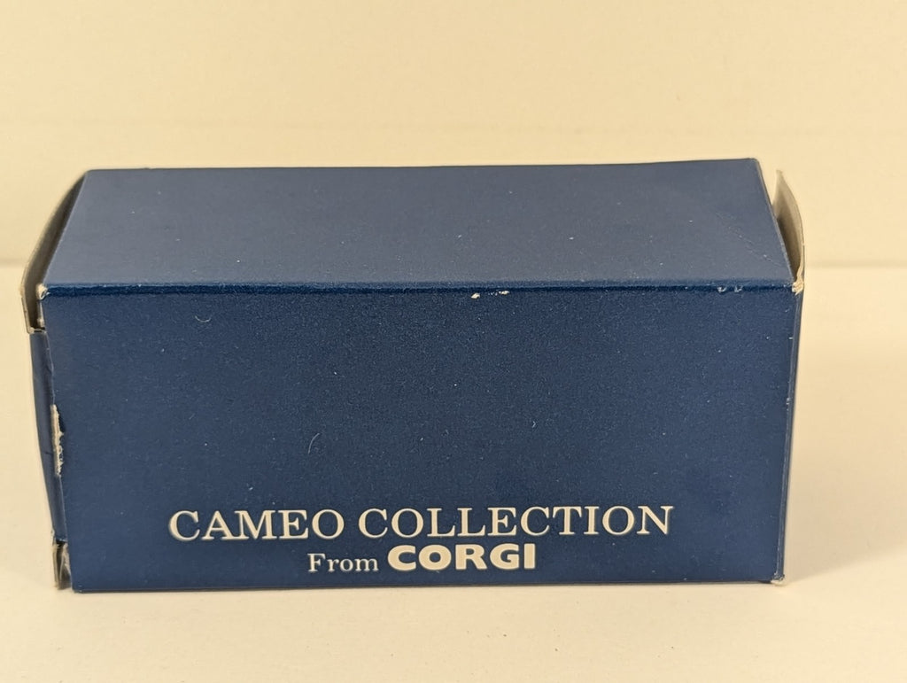 Corgi Cameo Collection Morris Tanker Truck Wm Butler and Co Bristol Ltd