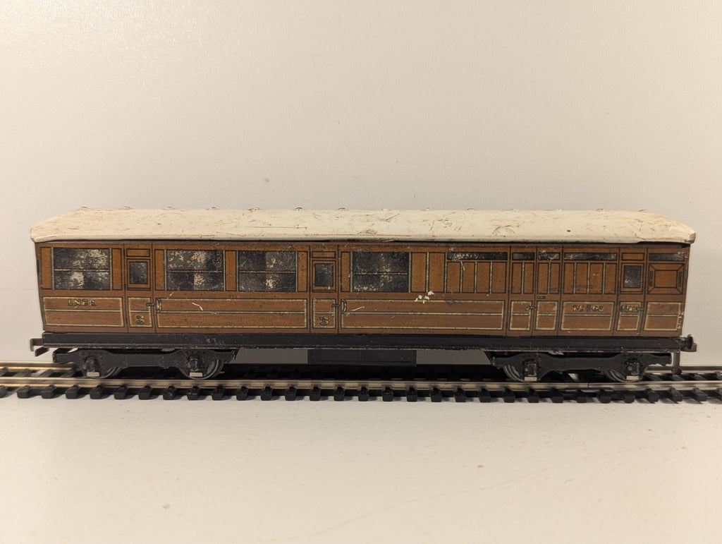 Hornby Dublo OO Gauge LNER Teak Brake Third Coach