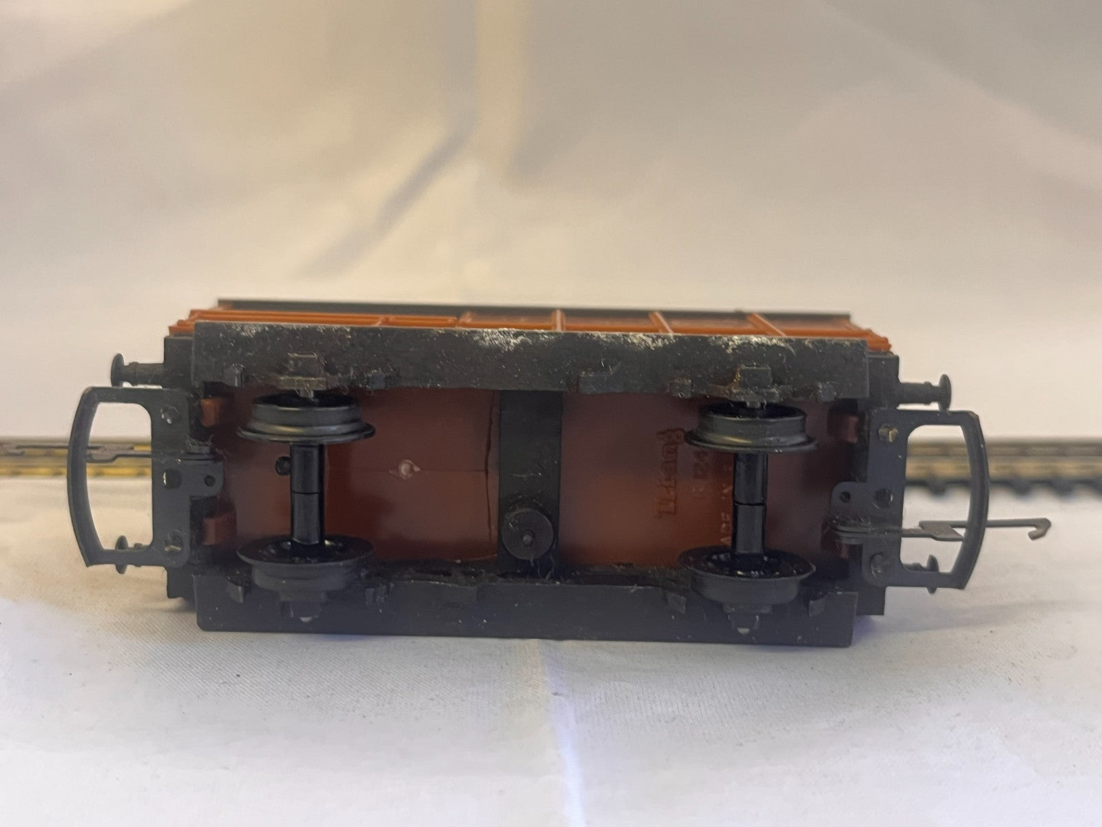 Tri-ang Railways R124 OO Gauge Brown Brake Van Boxed