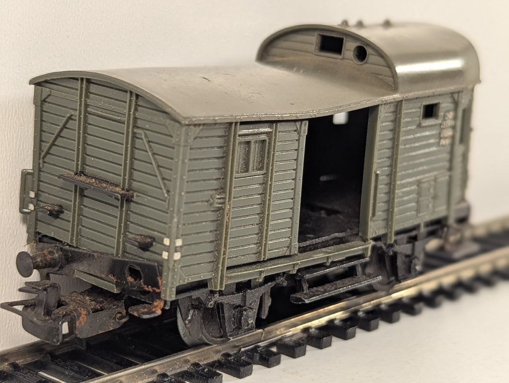 Märklin 4600 H0 Gauge DB Freight Guard's Van - Damaged