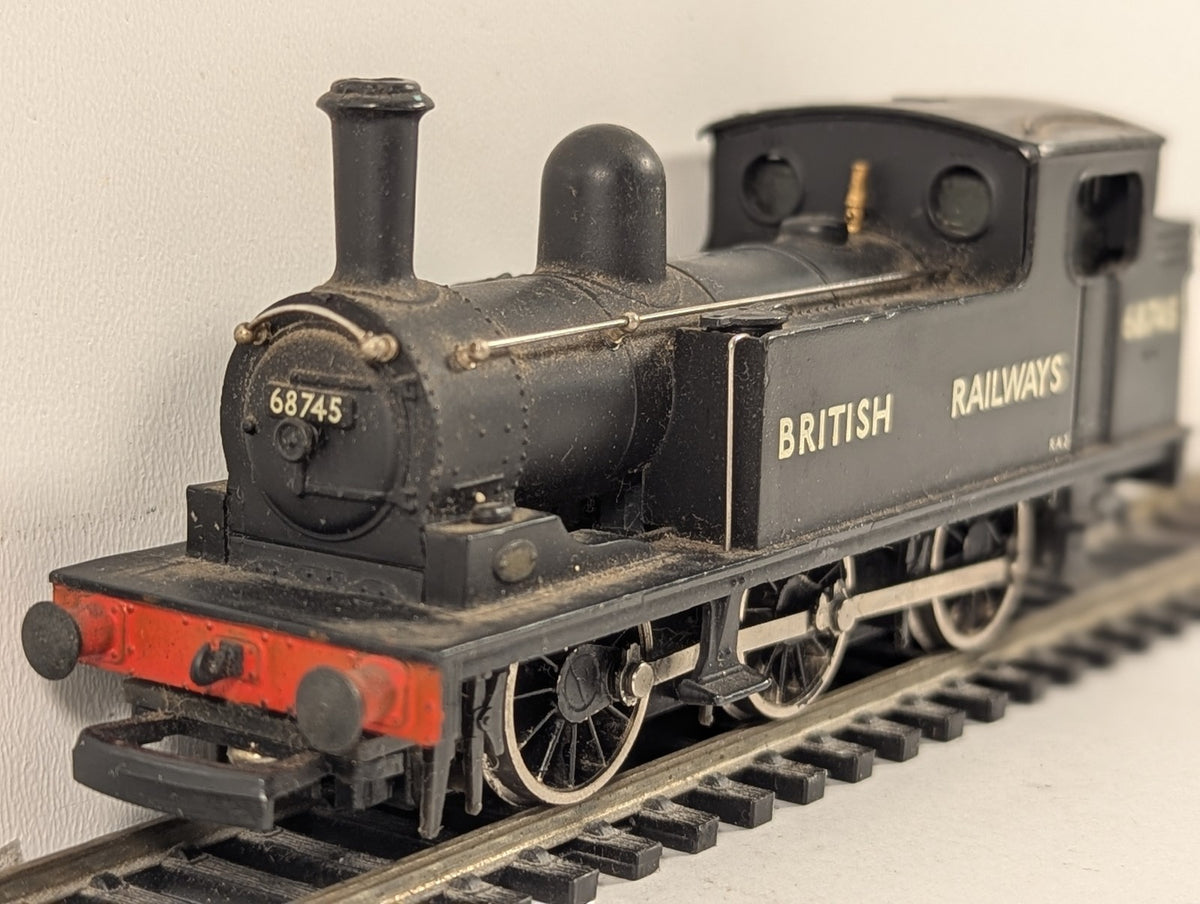 Mainline OO Gauge Class J72 0-6-0T Steam Locomotive 68745 British Railways Black