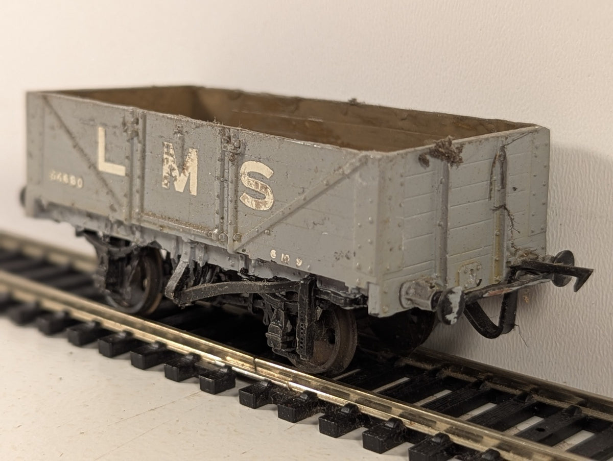 Kitbuilt LMS 5-Plank Open Wagon 54680 LMS Grey