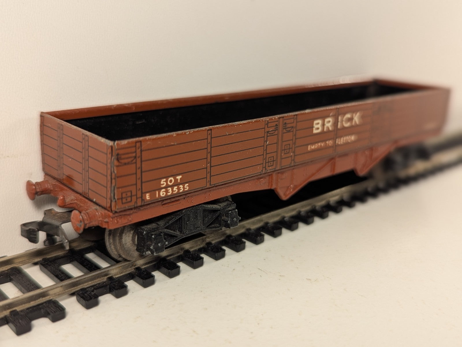 Hornby Dublo E163535 Bogie Brick Wagon OO Gauge