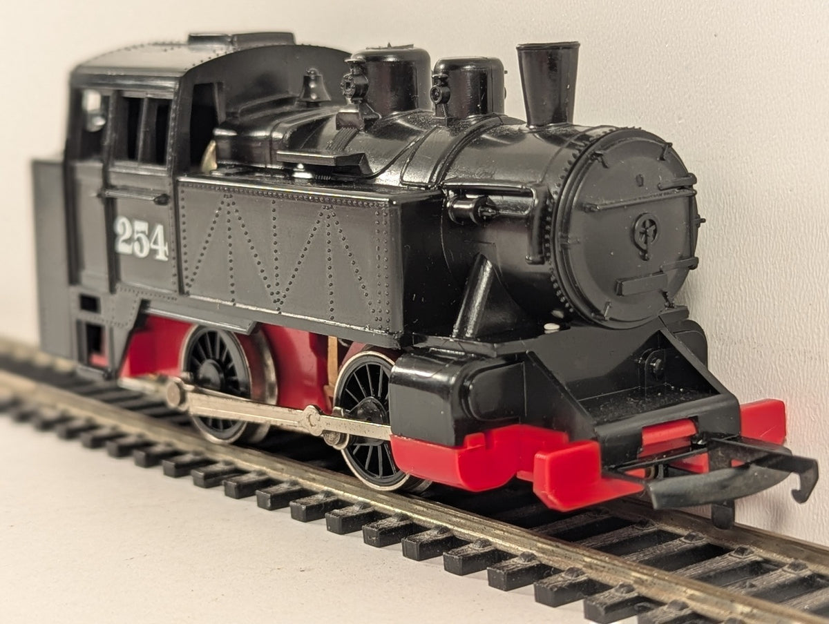 Hornby OO Gauge 0-4-0 Freight Loco Steam Locomotive 254 Black R254