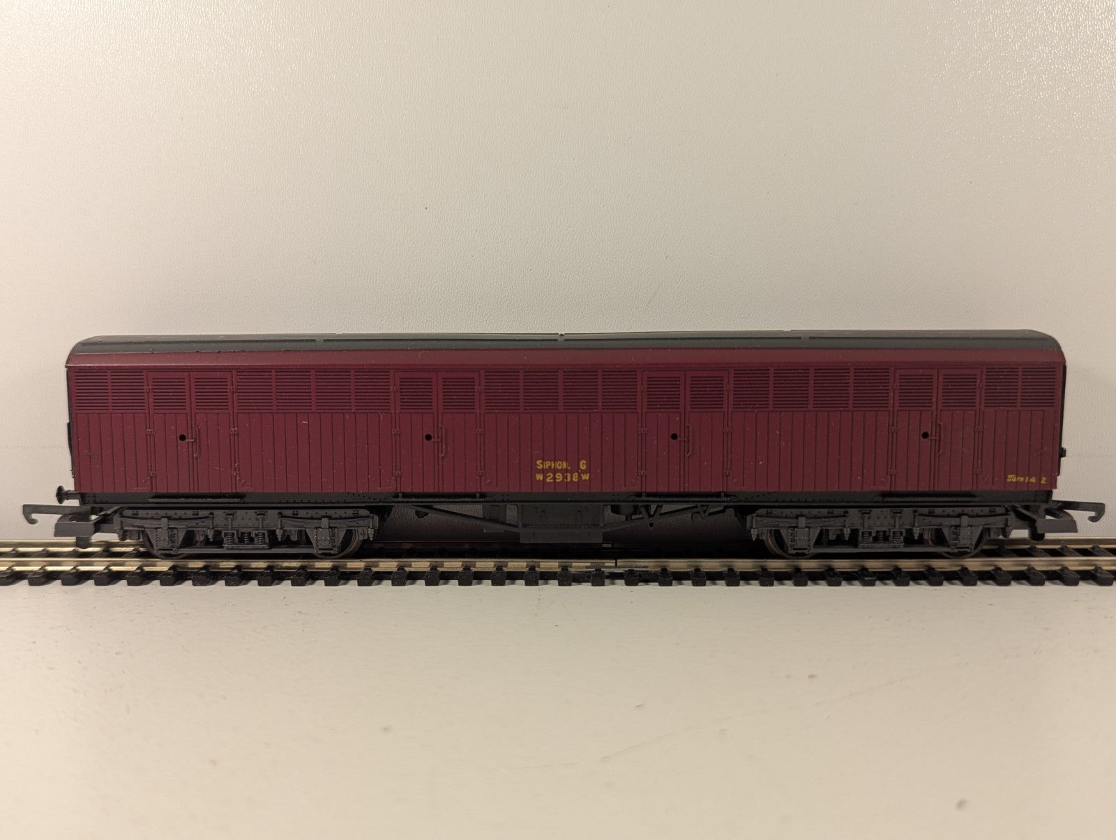 Lima 305350 British Railways Siphon G Van