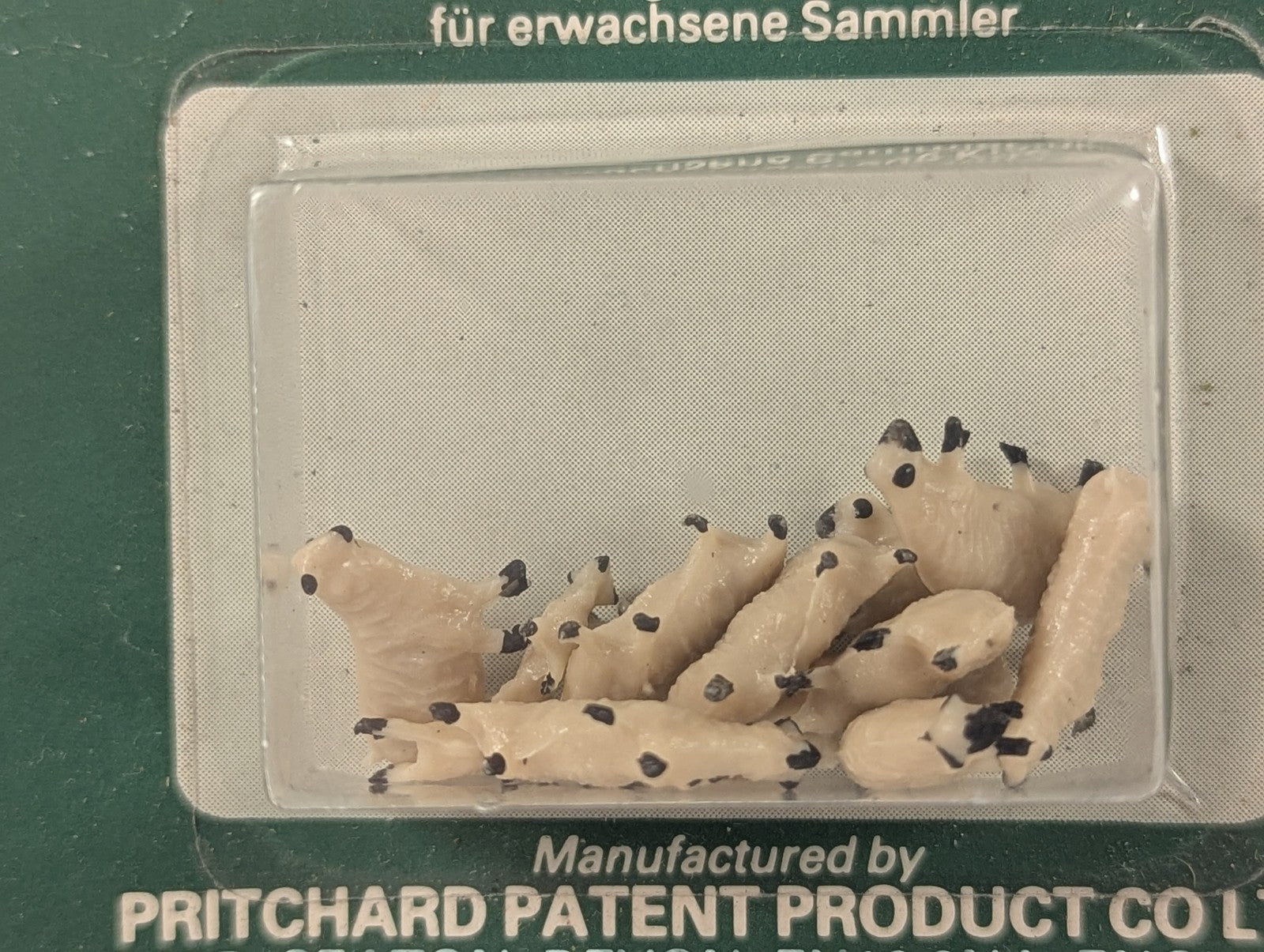 Model Scene HO/OO Sheep & Lambs Scenic Accessories 5110