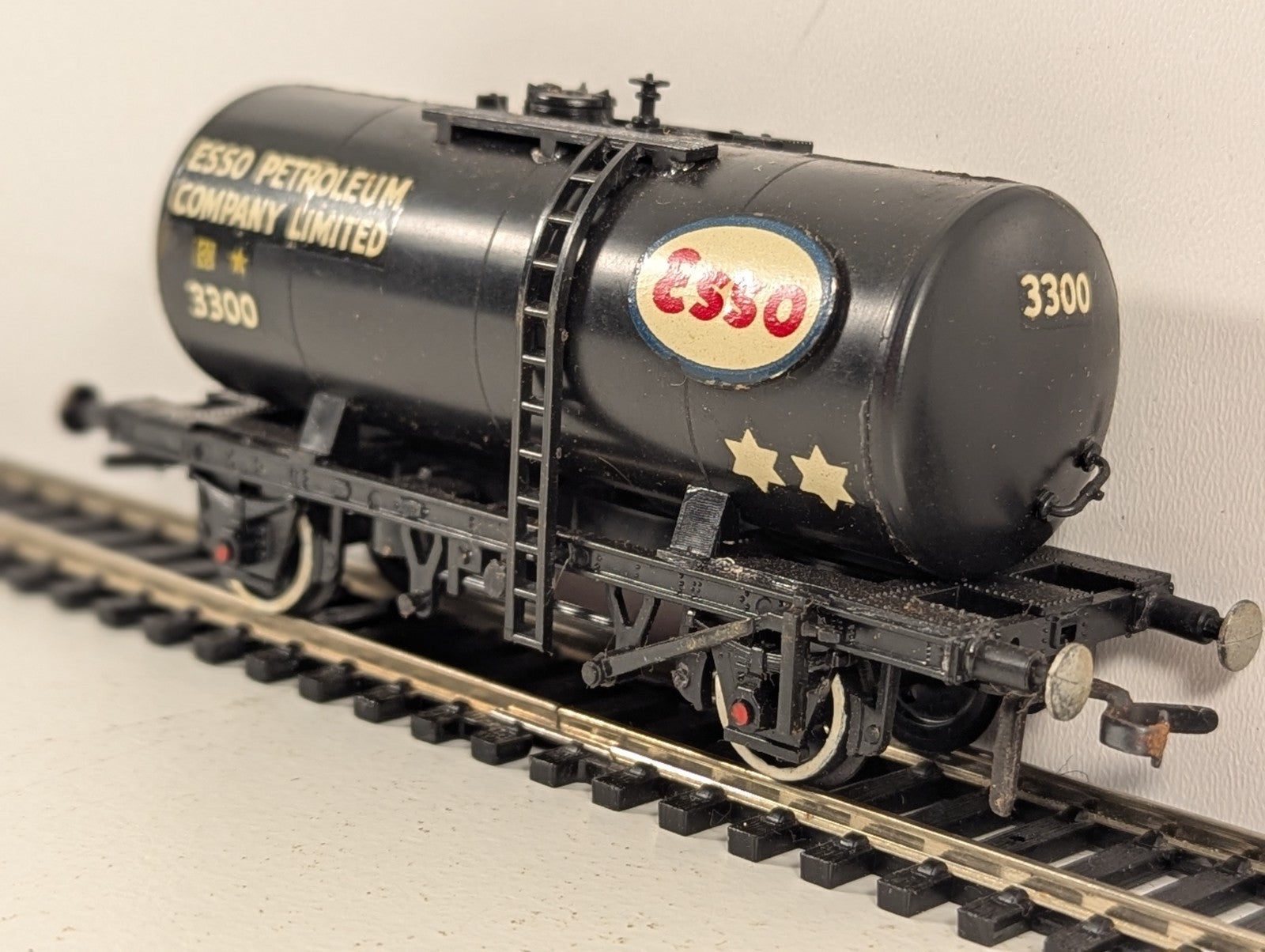 Airfix Pattern No. R.I British Railways Tank Wagon Construction Kit