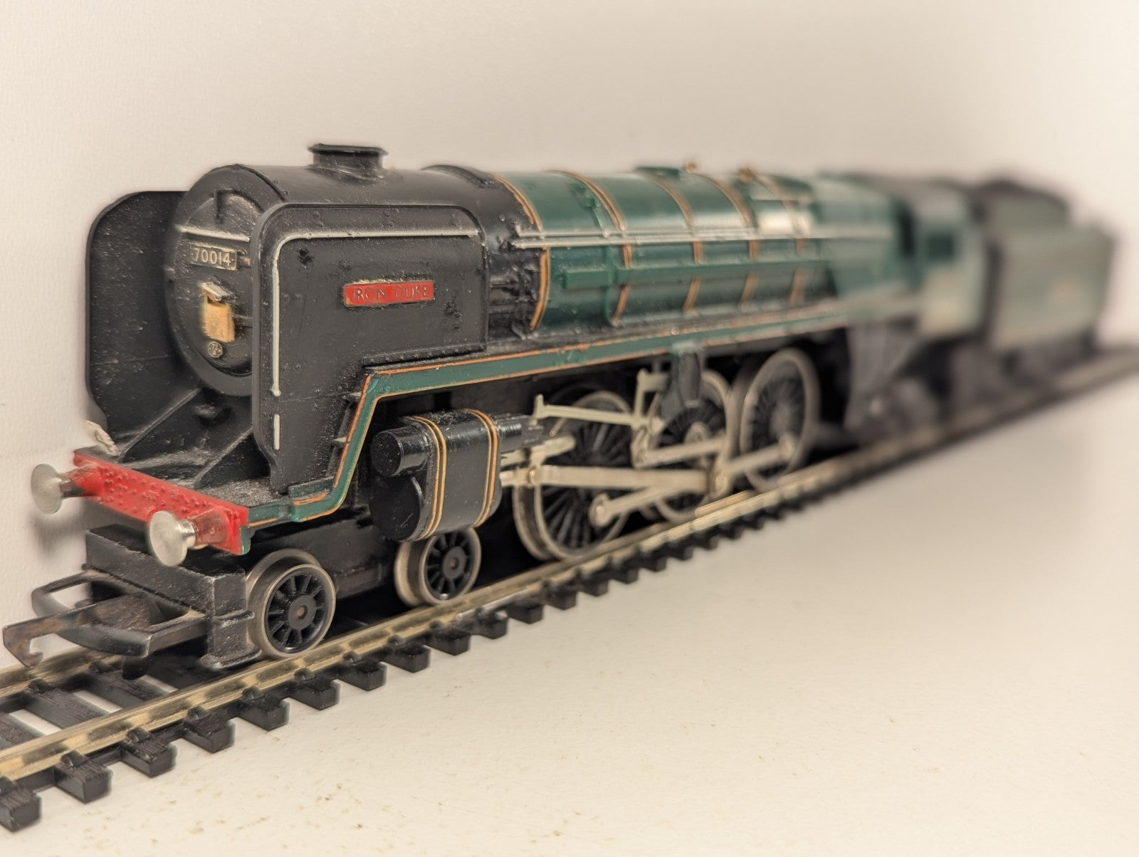 Hornby OO Gauge BR Standard Class 7 Britannia Class 'Iron Duke' Loco - Spares