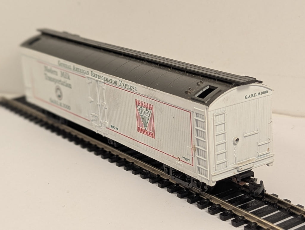 Athearn HO Gauge Modern Milk Transportation GARE M.1000 Refrigerator Wagon