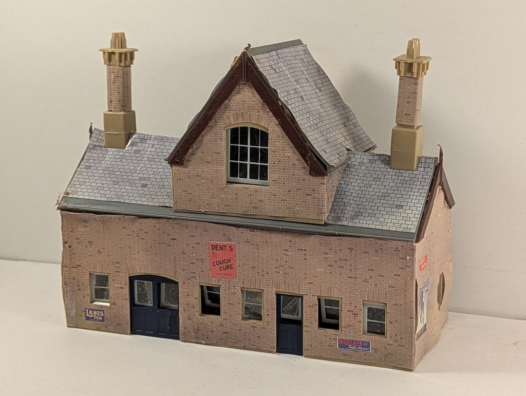 Tri-ang OO Gauge Goods Shed Buildings Brick