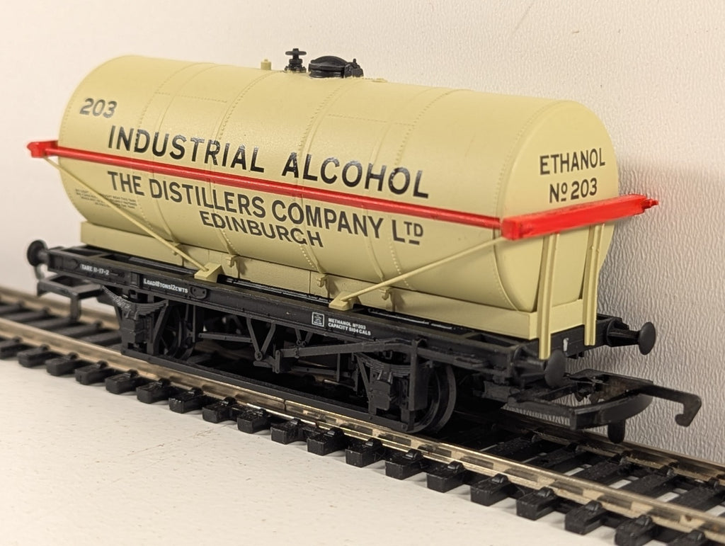 Hornby R6769 20 Ton Tanker “Industrial Alcohol” No.203