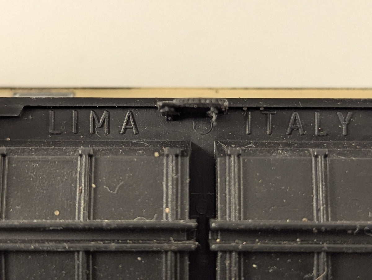 Lima OO Gauge Bogie Hopper Wagon Goods Wagon 14007 Tarmac