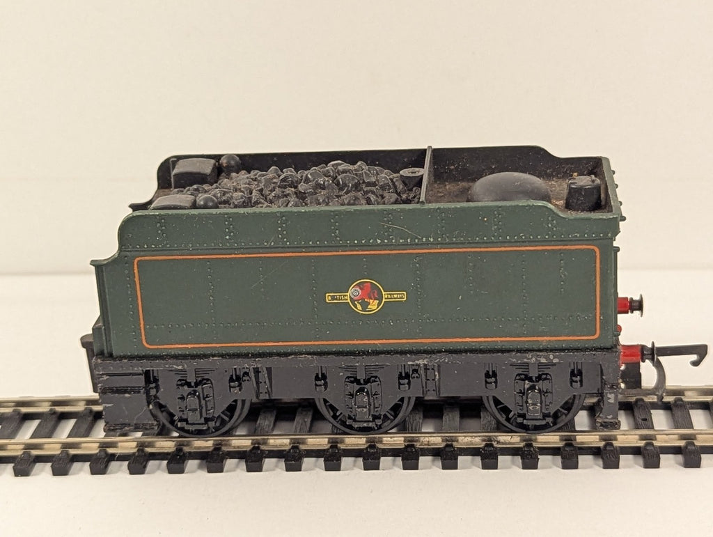 Tri-ang OO Gauge 6-Wheel Tender BR Green