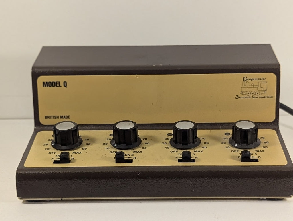 Gaugemaster Model Q Controller 4 Way Controller