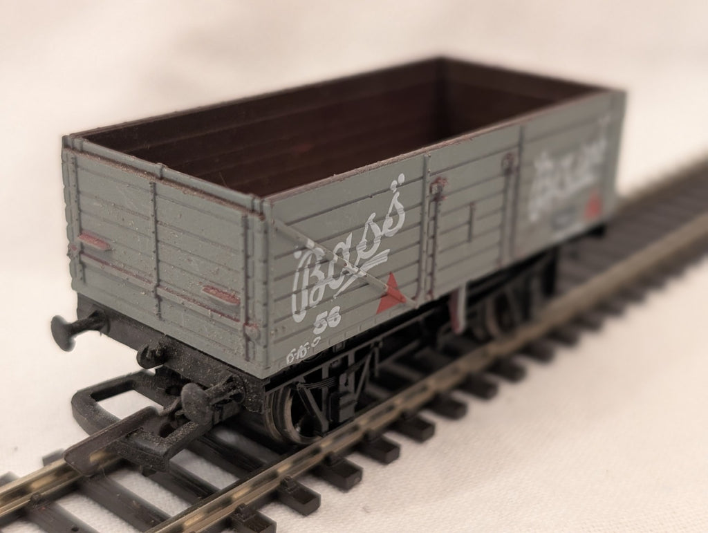 Dapol OO Gauge B171 Bass 7 Plank Wagon