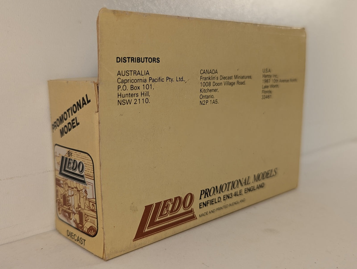 Lledo Vintage Coach Die-cast Model Austin's Happy Days