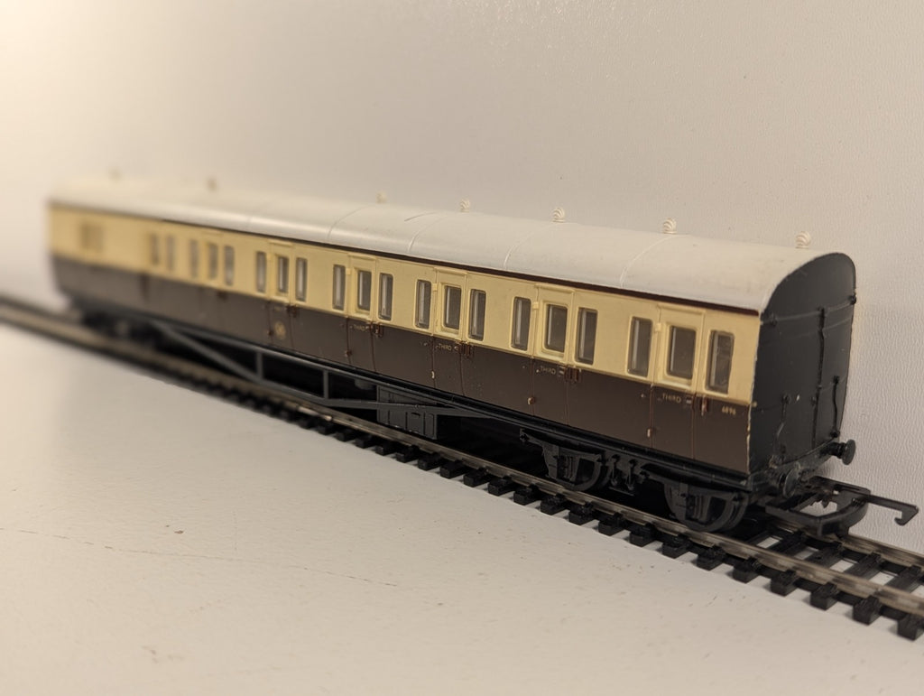 Airfix 54250 OO Gauge GWR Suburban Brake Coach