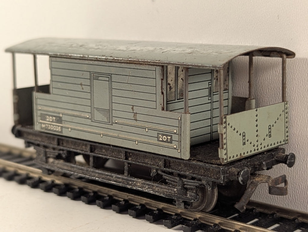 Hornby Dublo 32045 BR 20 Ton Goods Brake Van OO Gauge