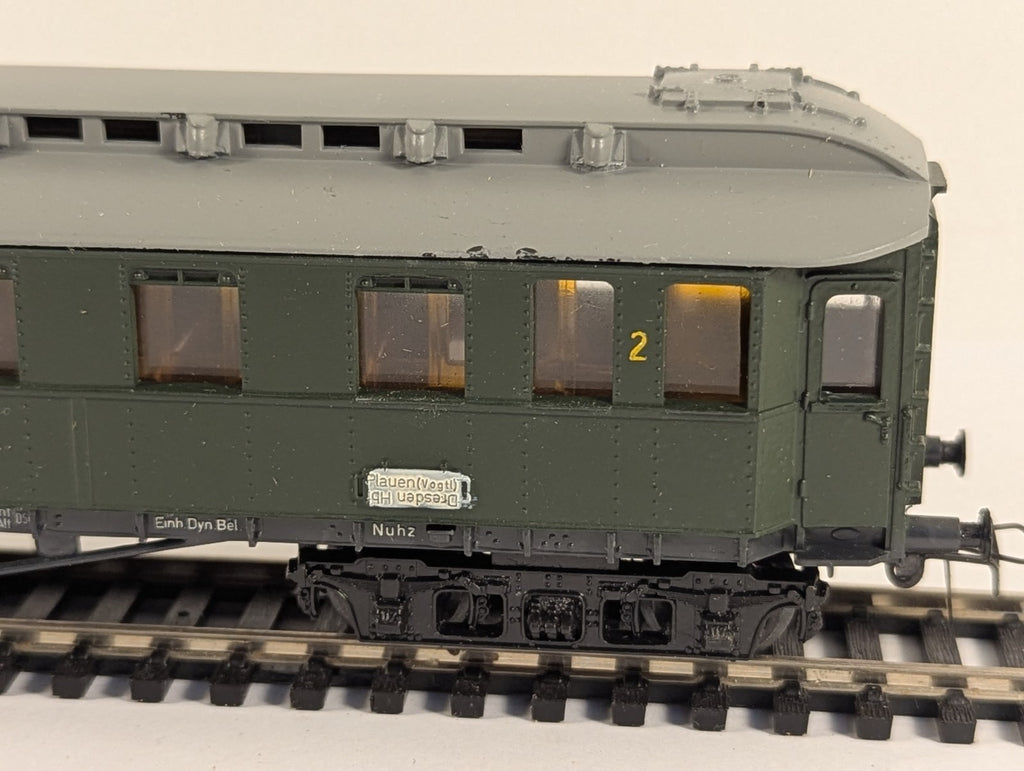 VEB Modellbahnwagen Dresden 426/935 HO Gauge D-Zug Oberlicht Coach