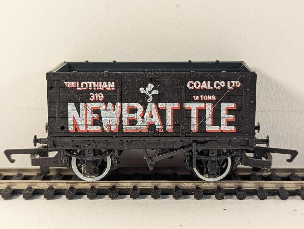 Hornby OO Gauge The Lothian Coal Co Ltd Newbattle 7-Plank Open Wagon 319