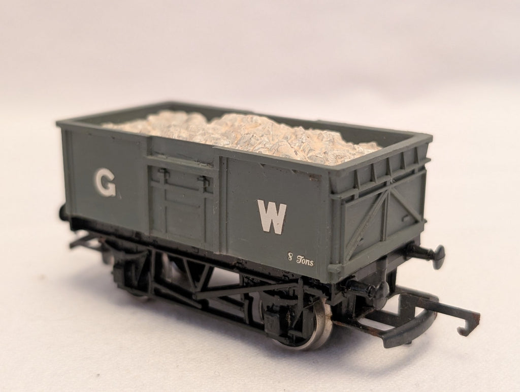 Hornby OO Gauge 16-Ton Steel Mineral Wagon Goods Wagon GWR Grey