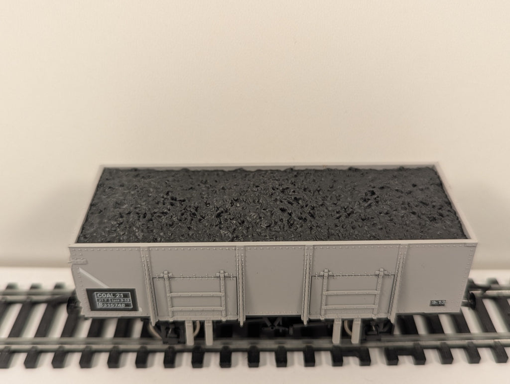 Dapol B679 OO BR 20T Steel Mineral Wagon B315748