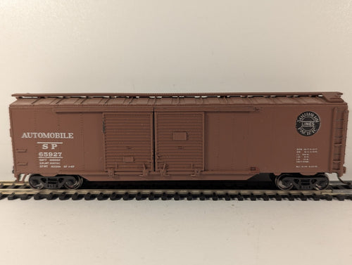 Accurail HO Scale 50ft Automobile Boxcar Goods Wagon 65927