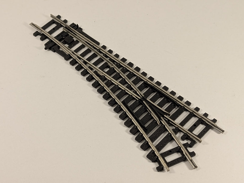 Hornby OO Gauge Right Hand Point Track R8073