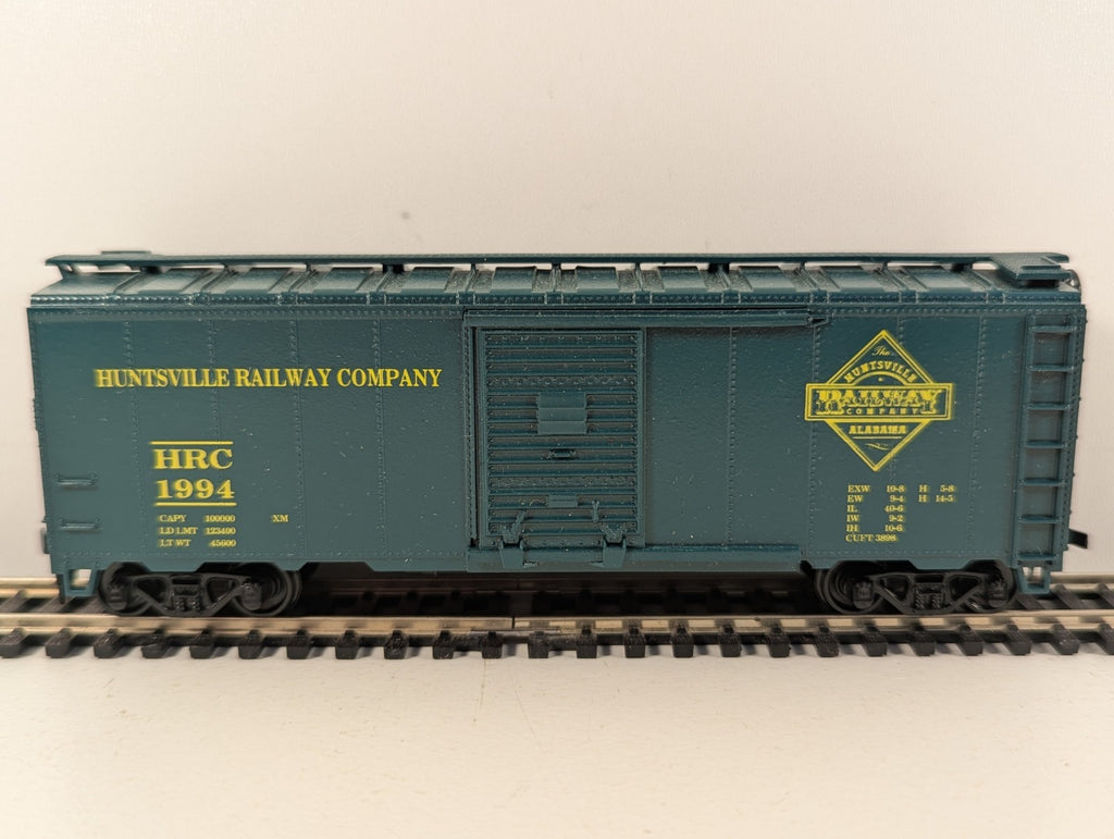 Athearn HO Scale USRA Rebuilt Steel 40' Box Car - Huntsville Railway Company