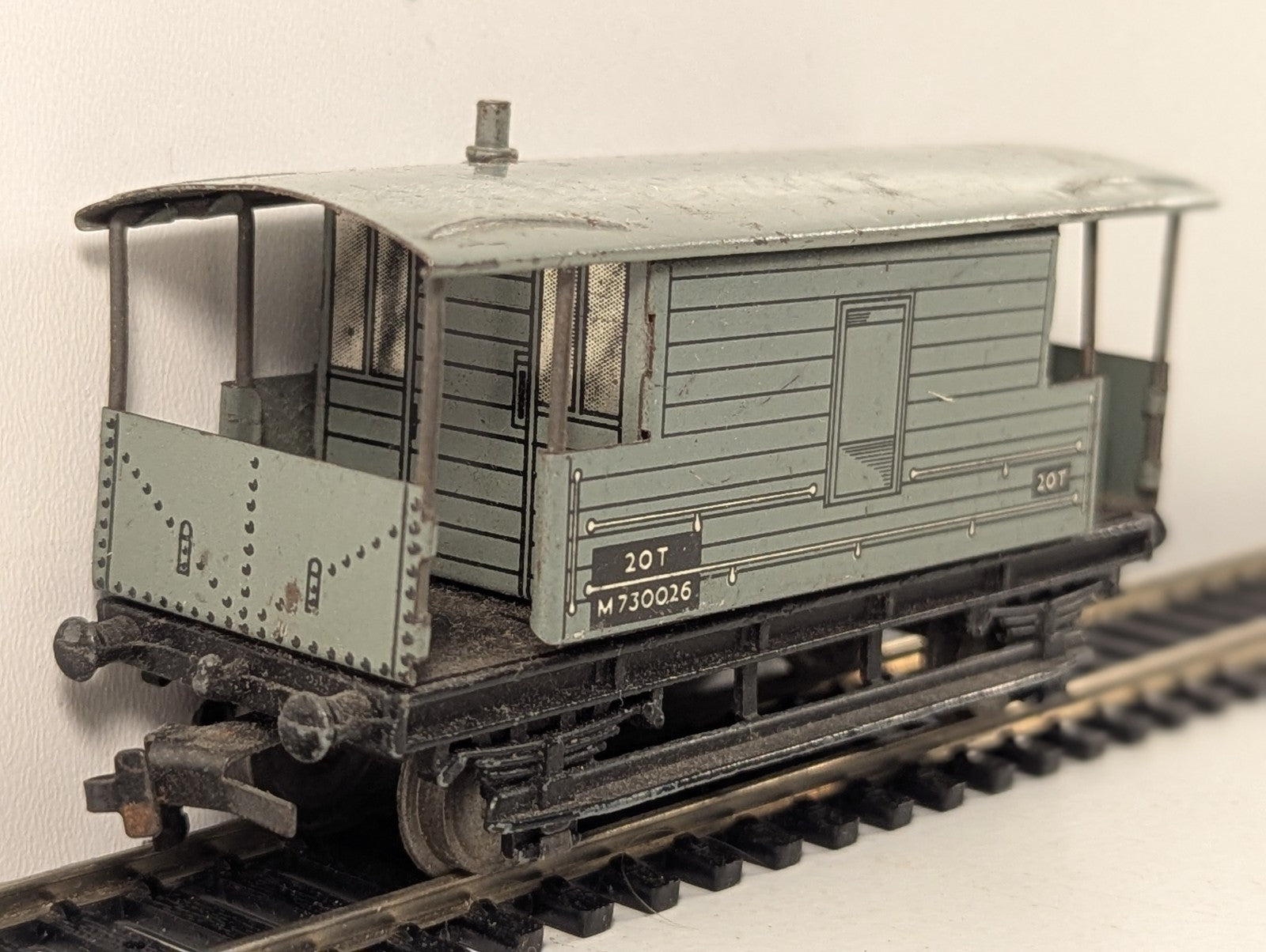 Hornby Dublo BR 20 Ton Goods Brake Van OO Gauge