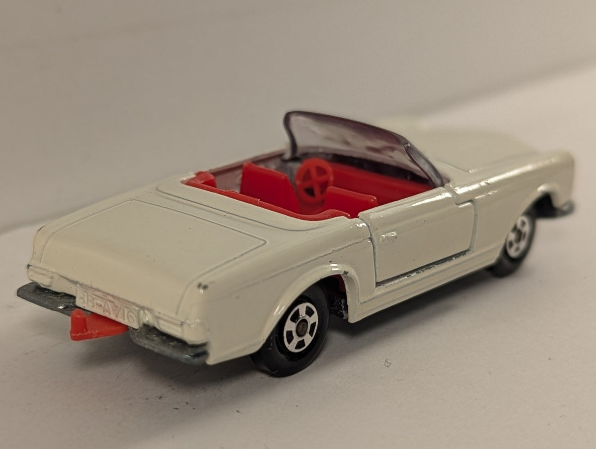 Matchbox Mercedes 230 SL Die-cast Model Car BB-A 716 White with red interior 27