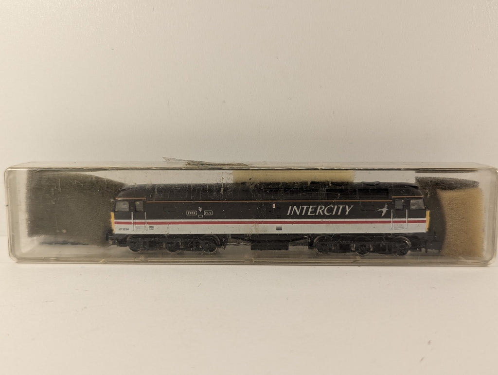 Graham Farish N Gauge Class 47 Diesel Locomotive 47834 InterCity Swallow