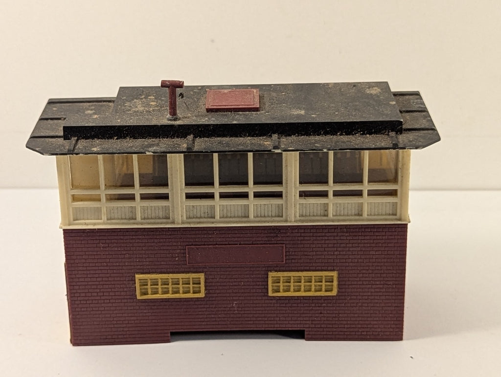 Hornby OO Gauge R146 Modern Signal Box