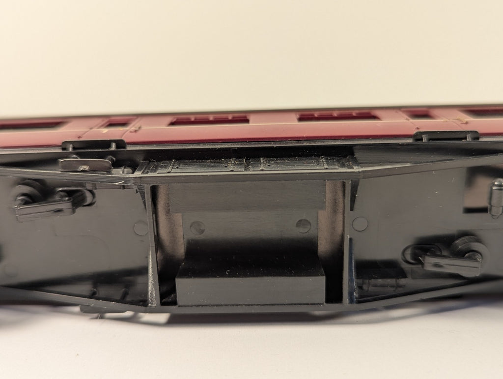 Bachmann Branchline OO Gauge LNER Thompson Brake Composite Coach BR Maroon