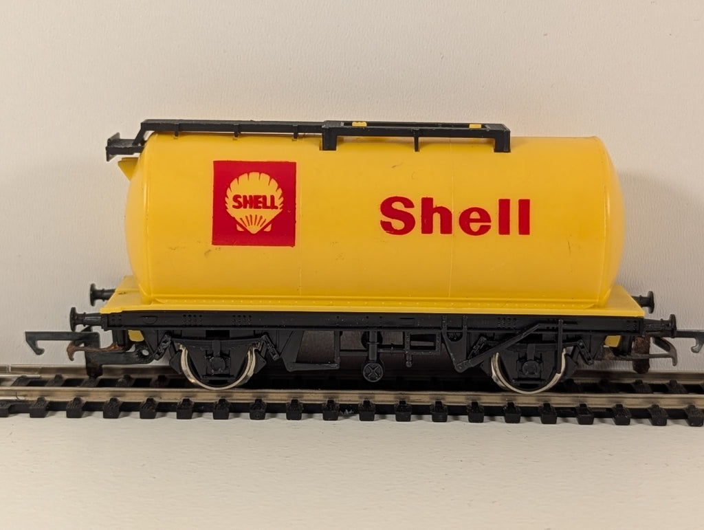 Hornby OO Gauge Shell TTA Tank Wagon