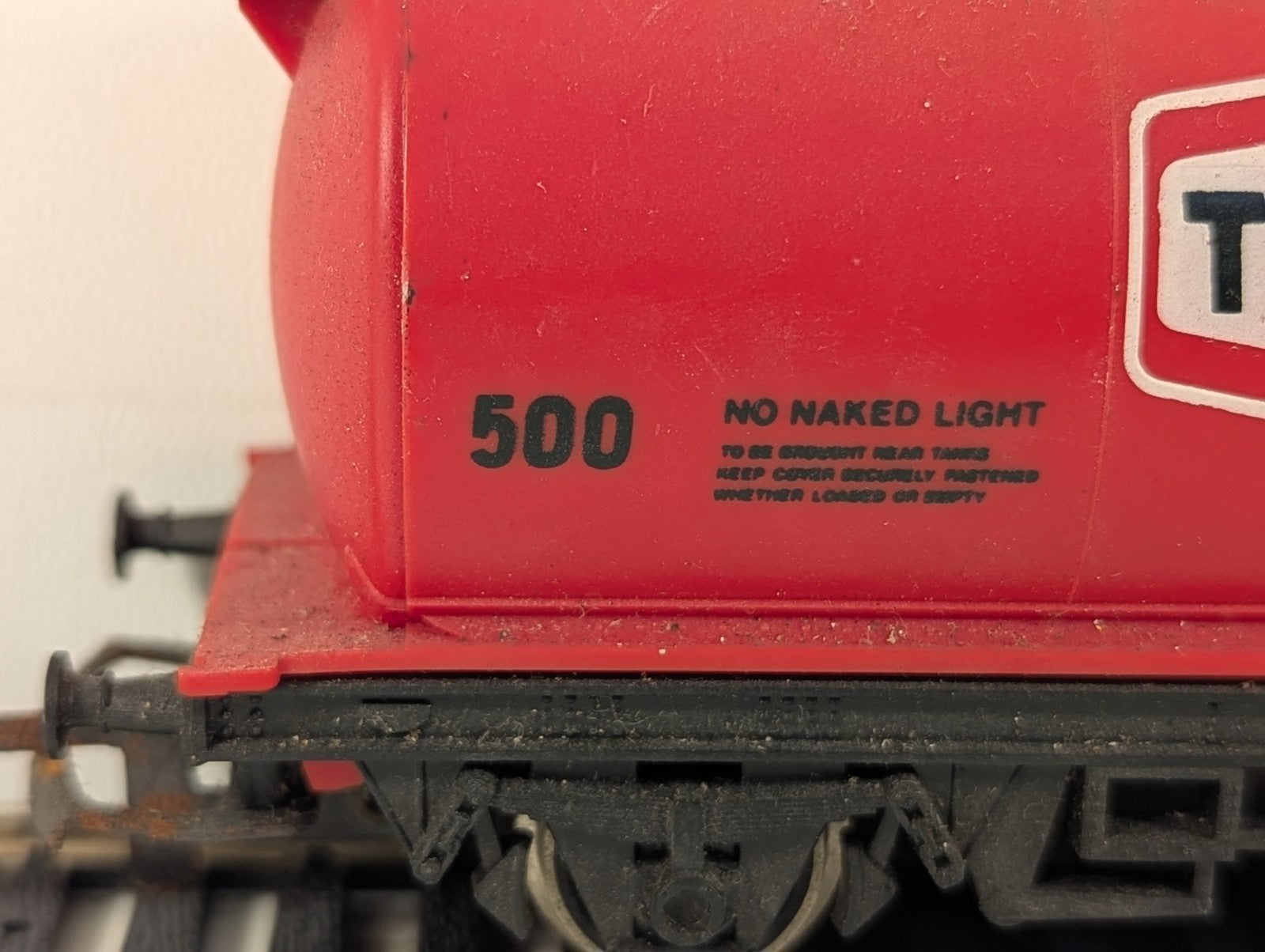 Hornby OO Gauge Texaco Tank Wagon Goods Wagon 500 Texaco Red R127