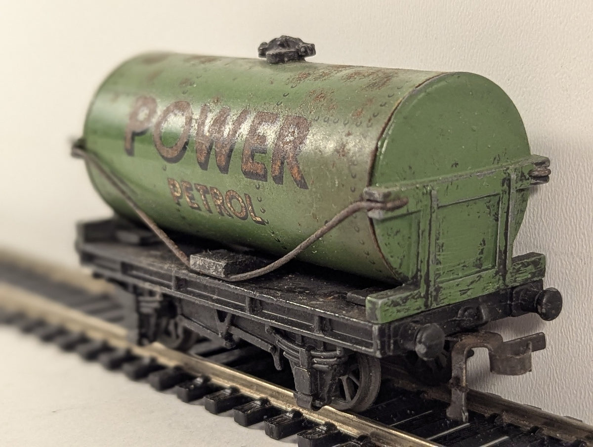 Hornby Dublo OO Gauge Power Petrol Tank Wagon Goods Wagon Power Petrol Green D1