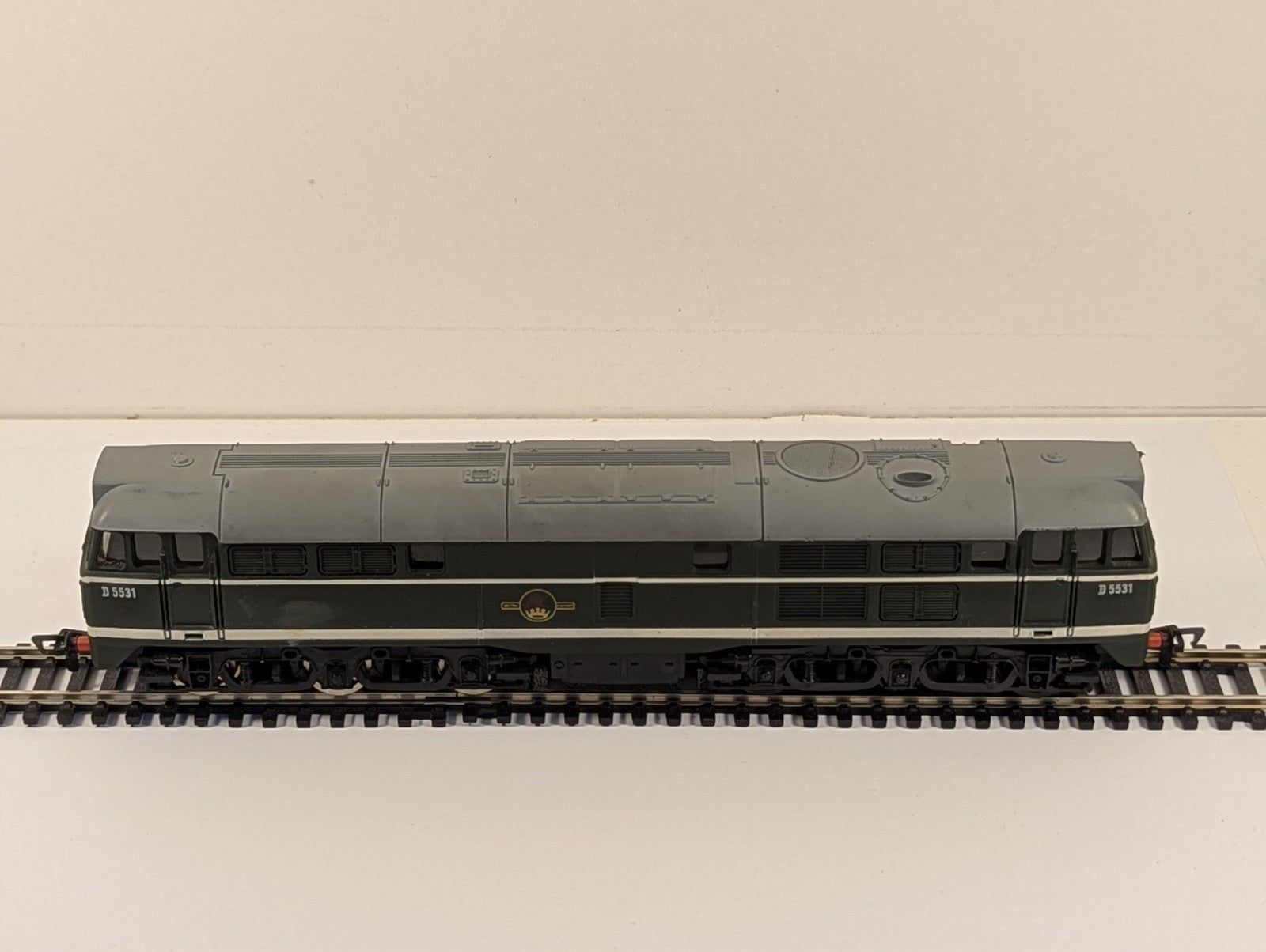 Airfix 54101-9 Class 31 Diesel Locomotive OO Gauge